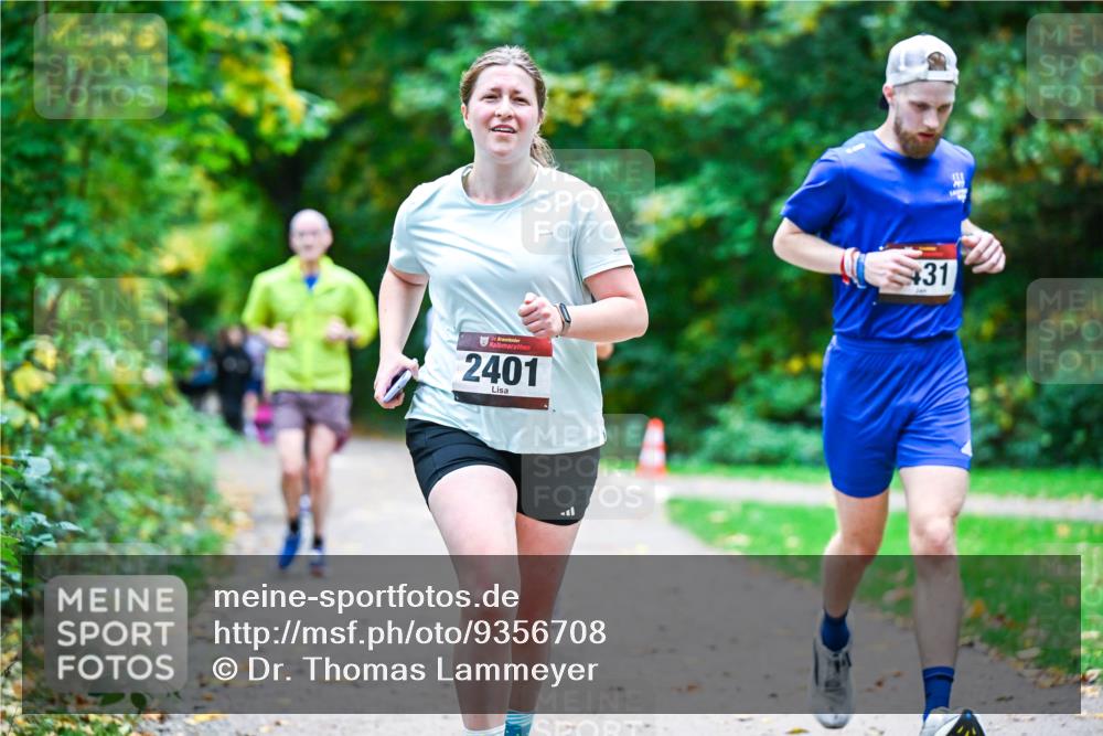 12.10.2025 - Bramfelder Halbmarathon 2025 Dr. Thomas Lammeyer http://msf.ph/oto/9356708 12.10.2025 10:58:33 Laufen 34, 2401, 31 meine-sportfotos.de