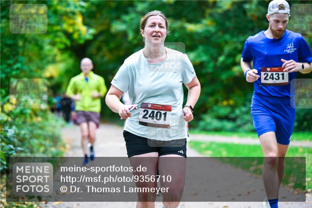 12.10.2025 - Bramfelder Halbmarathon 2025 Dr. Thomas Lammeyer http://msf.ph/oto/9356710 12.10.2025 10:58:33 Laufen 2401, 2431 meine-sportfotos.de