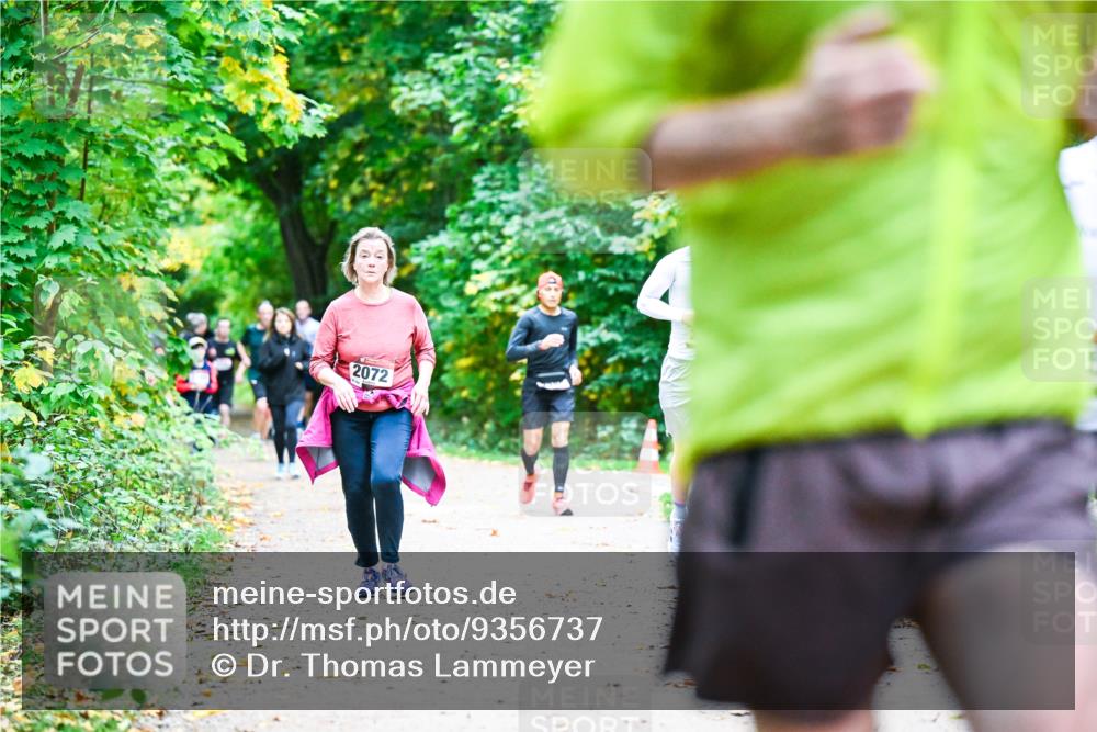 12.10.2025 - Bramfelder Halbmarathon 2025 Dr. Thomas Lammeyer http://msf.ph/oto/9356737 12.10.2025 10:58:38 Laufen 2072 meine-sportfotos.de