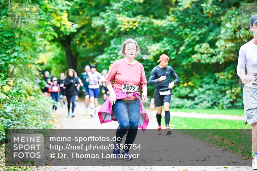 12.10.2025 - Bramfelder Halbmarathon 2025 Dr. Thomas Lammeyer http://msf.ph/oto/9356754 12.10.2025 10:58:41 Laufen 2072, 147 meine-sportfotos.de