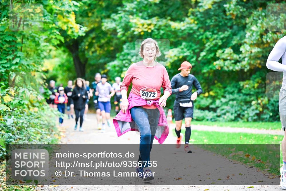 12.10.2025 - Bramfelder Halbmarathon 2025 Dr. Thomas Lammeyer http://msf.ph/oto/9356755 12.10.2025 10:58:41 Laufen 2072 meine-sportfotos.de