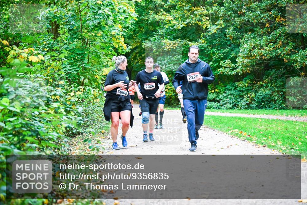 12.10.2025 - Bramfelder Halbmarathon 2025 Dr. Thomas Lammeyer http://msf.ph/oto/9356835 12.10.2025 10:58:58 Laufen 2026, 31, 2220 meine-sportfotos.de