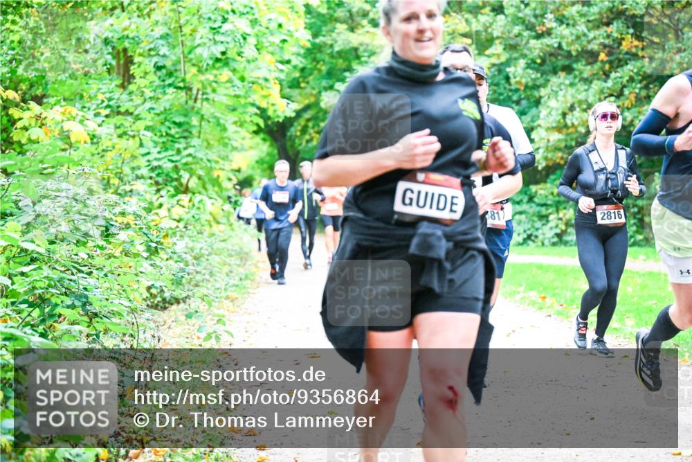 12.10.2025 - Bramfelder Halbmarathon 2025 Dr. Thomas Lammeyer http://msf.ph/oto/9356864 12.10.2025 10:59:02 Laufen 81, 2816 meine-sportfotos.de