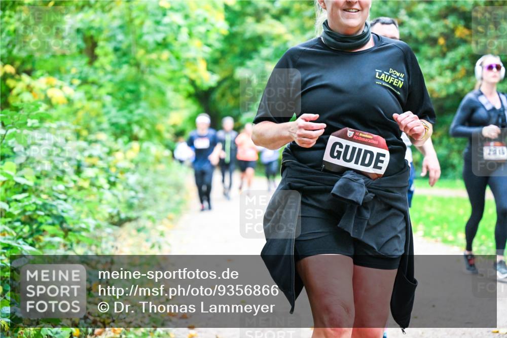 12.10.2025 - Bramfelder Halbmarathon 2025 Dr. Thomas Lammeyer http://msf.ph/oto/9356866 12.10.2025 10:59:02 Laufen 34, 2816 meine-sportfotos.de