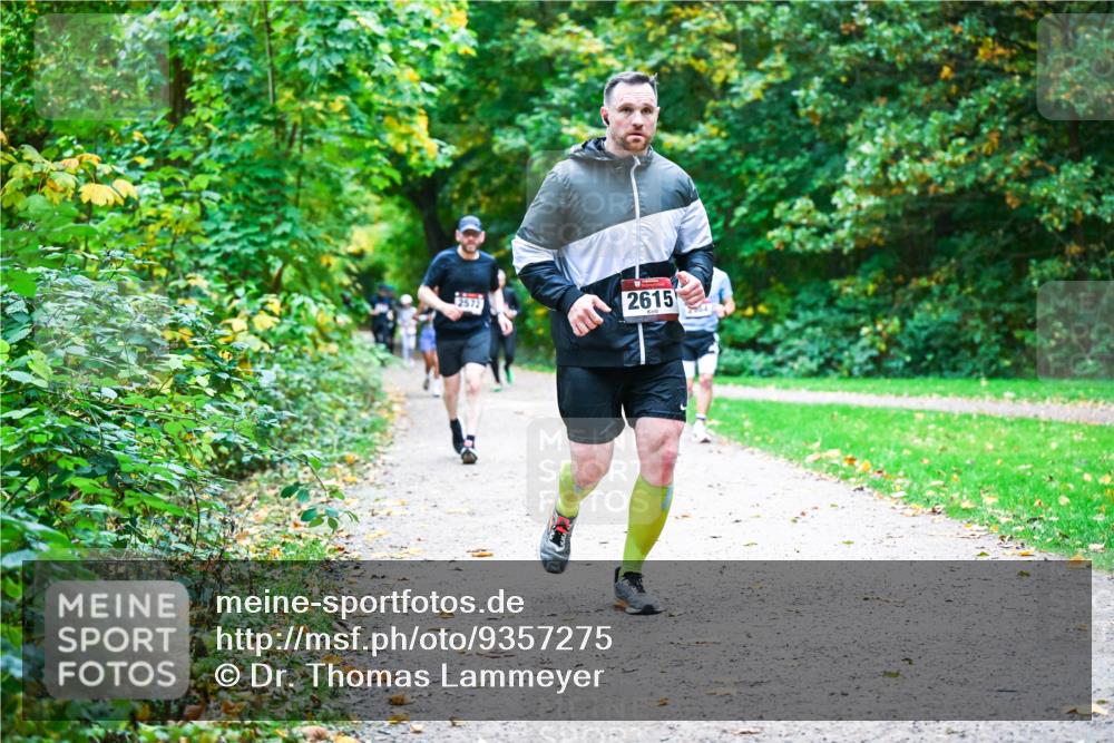 12.10.2025 - Bramfelder Halbmarathon 2025 Dr. Thomas Lammeyer http://msf.ph/oto/9357275 12.10.2025 11:00:18 Laufen 2615 meine-sportfotos.de
