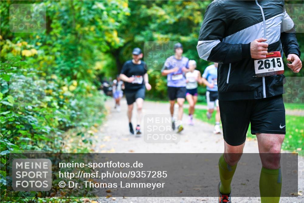 12.10.2025 - Bramfelder Halbmarathon 2025 Dr. Thomas Lammeyer http://msf.ph/oto/9357285 12.10.2025 11:00:19 Laufen 2615 meine-sportfotos.de