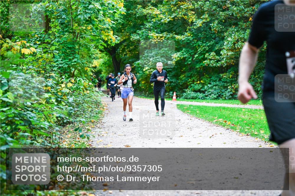 12.10.2025 - Bramfelder Halbmarathon 2025 Dr. Thomas Lammeyer http://msf.ph/oto/9357305 12.10.2025 11:00:22 Laufen  meine-sportfotos.de