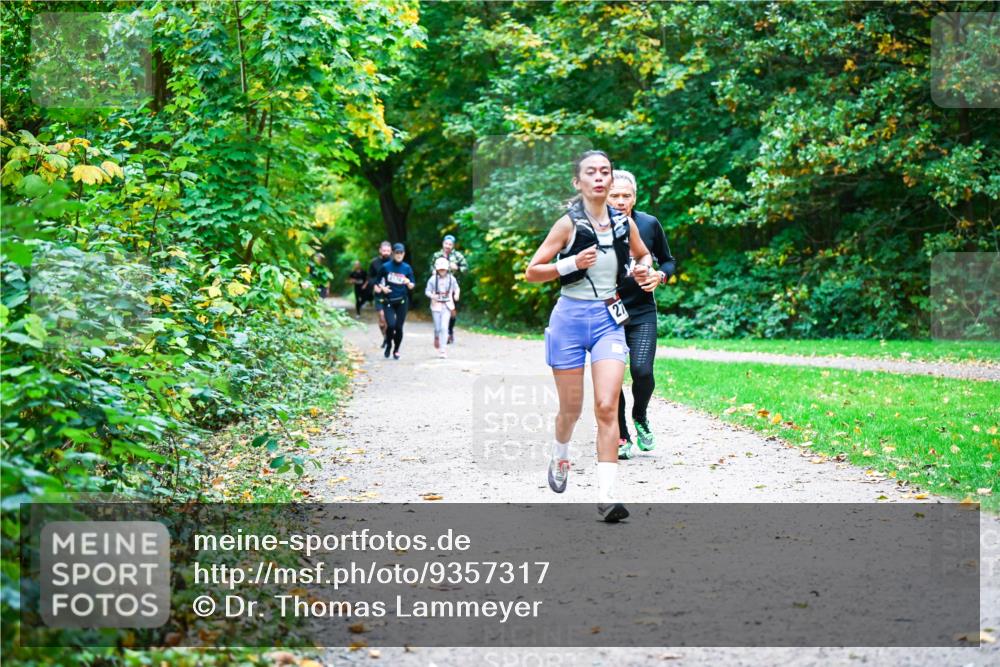 12.10.2025 - Bramfelder Halbmarathon 2025 Dr. Thomas Lammeyer http://msf.ph/oto/9357317 12.10.2025 11:00:25 Laufen 27 meine-sportfotos.de
