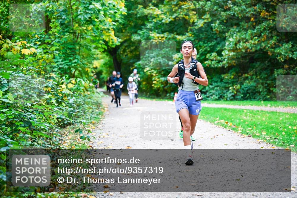 12.10.2025 - Bramfelder Halbmarathon 2025 Dr. Thomas Lammeyer http://msf.ph/oto/9357319 12.10.2025 11:00:25 Laufen 27 meine-sportfotos.de