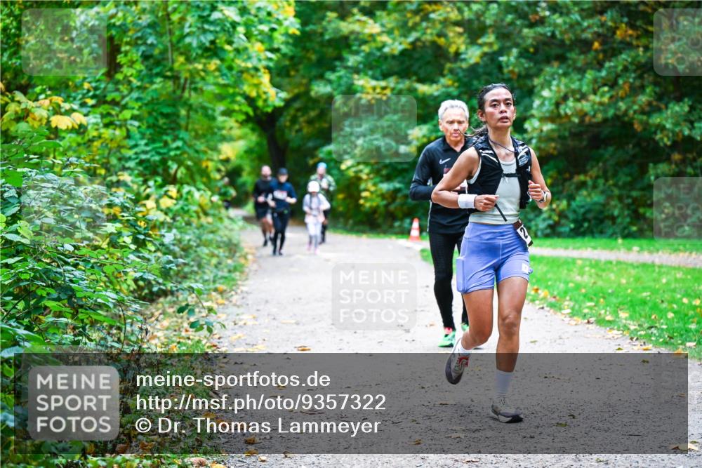 12.10.2025 - Bramfelder Halbmarathon 2025 Dr. Thomas Lammeyer http://msf.ph/oto/9357322 12.10.2025 11:00:26 Laufen  meine-sportfotos.de