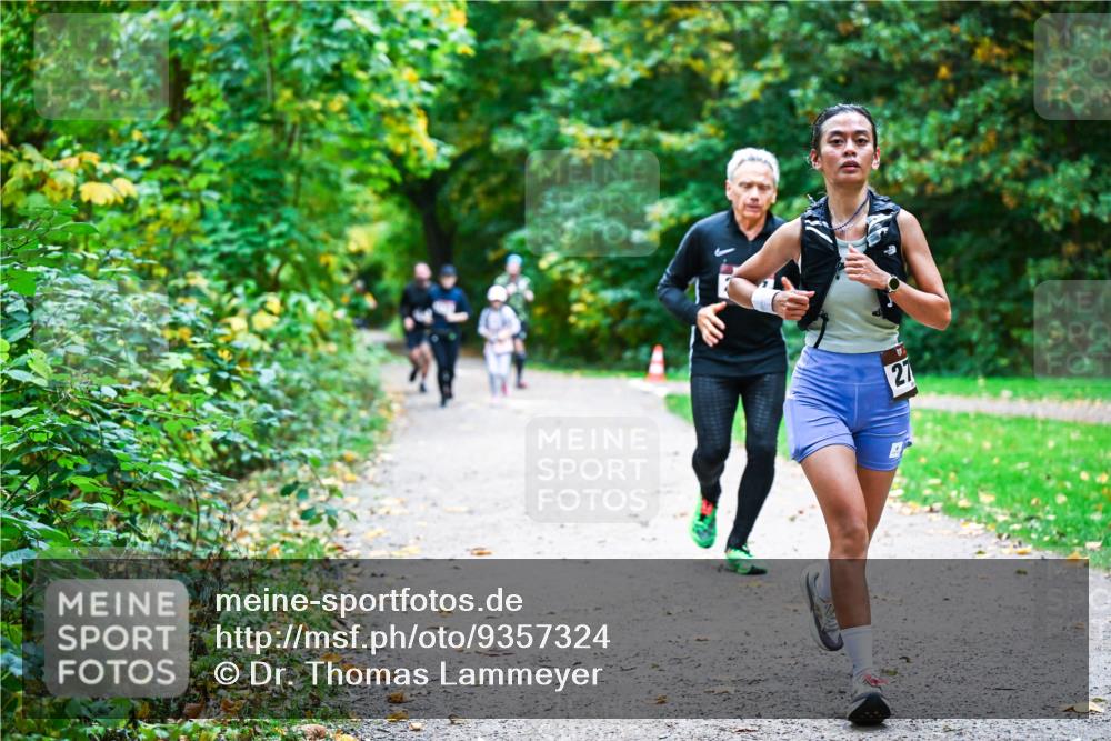 12.10.2025 - Bramfelder Halbmarathon 2025 Dr. Thomas Lammeyer http://msf.ph/oto/9357324 12.10.2025 11:00:26 Laufen  meine-sportfotos.de