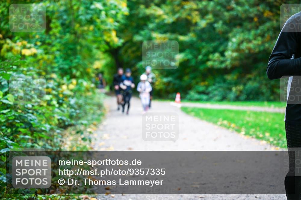 12.10.2025 - Bramfelder Halbmarathon 2025 Dr. Thomas Lammeyer http://msf.ph/oto/9357335 12.10.2025 11:00:28 Laufen  meine-sportfotos.de