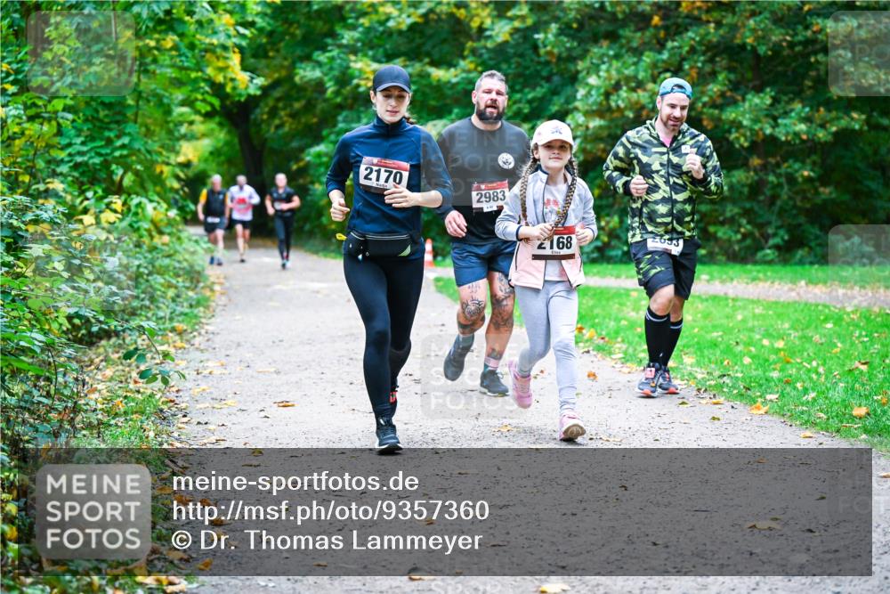 12.10.2025 - Bramfelder Halbmarathon 2025 Dr. Thomas Lammeyer http://msf.ph/oto/9357360 12.10.2025 11:00:33 Laufen 2170, 2983, 168, 2693 meine-sportfotos.de