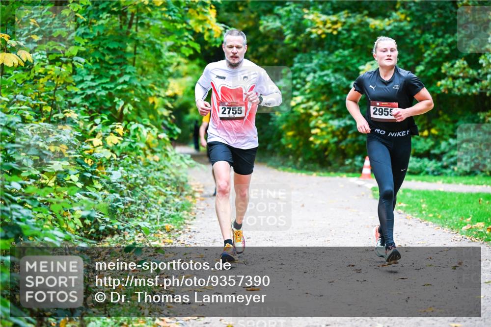 12.10.2025 - Bramfelder Halbmarathon 2025 Dr. Thomas Lammeyer http://msf.ph/oto/9357390 12.10.2025 11:00:41 Laufen 2755, 2955 meine-sportfotos.de