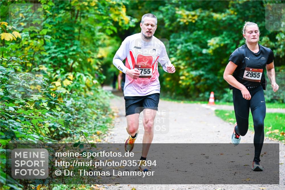 12.10.2025 - Bramfelder Halbmarathon 2025 Dr. Thomas Lammeyer http://msf.ph/oto/9357394 12.10.2025 11:00:41 Laufen 755, 2955 meine-sportfotos.de
