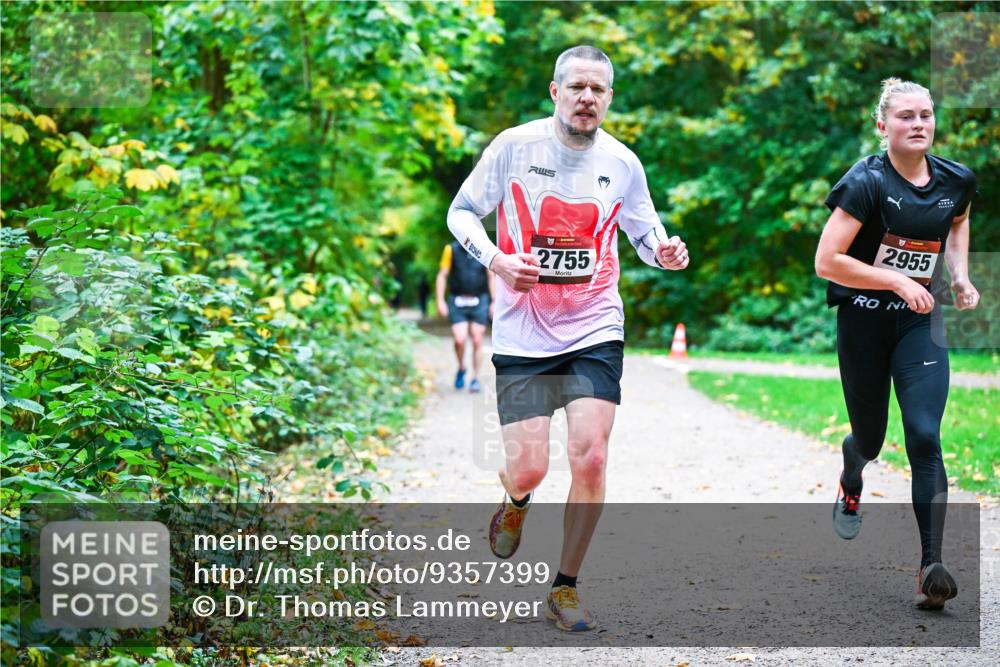 12.10.2025 - Bramfelder Halbmarathon 2025 Dr. Thomas Lammeyer http://msf.ph/oto/9357399 12.10.2025 11:00:42 Laufen 2755, 2955 meine-sportfotos.de