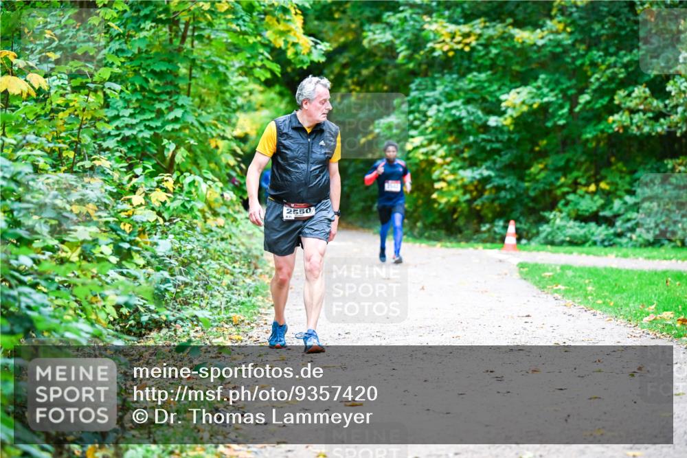 12.10.2025 - Bramfelder Halbmarathon 2025 Dr. Thomas Lammeyer http://msf.ph/oto/9357420 12.10.2025 11:00:48 Laufen 2550, 831 meine-sportfotos.de
