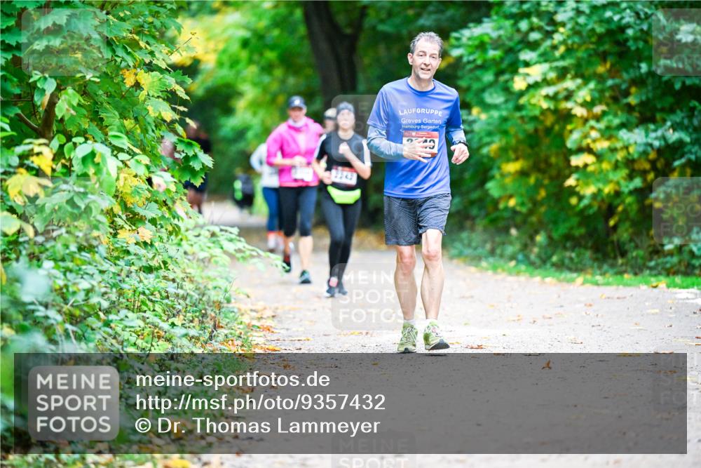 12.10.2025 - Bramfelder Halbmarathon 2025 Dr. Thomas Lammeyer http://msf.ph/oto/9357432 12.10.2025 11:00:58 Laufen  meine-sportfotos.de