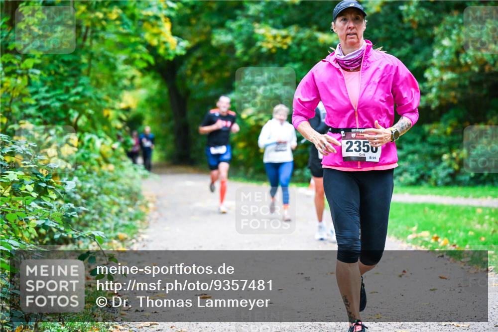 12.10.2025 - Bramfelder Halbmarathon 2025 Dr. Thomas Lammeyer http://msf.ph/oto/9357481 12.10.2025 11:01:09 Laufen 2350, 95 meine-sportfotos.de