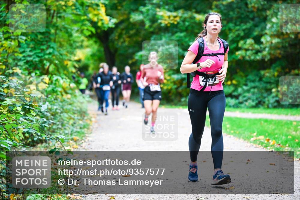 12.10.2025 - Bramfelder Halbmarathon 2025 Dr. Thomas Lammeyer http://msf.ph/oto/9357577 12.10.2025 11:01:26 Laufen  meine-sportfotos.de