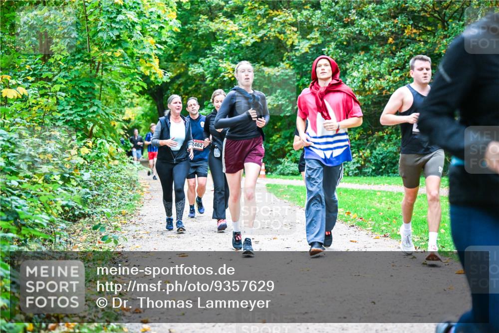 12.10.2025 - Bramfelder Halbmarathon 2025 Dr. Thomas Lammeyer http://msf.ph/oto/9357629 12.10.2025 11:01:36 Laufen 462 meine-sportfotos.de