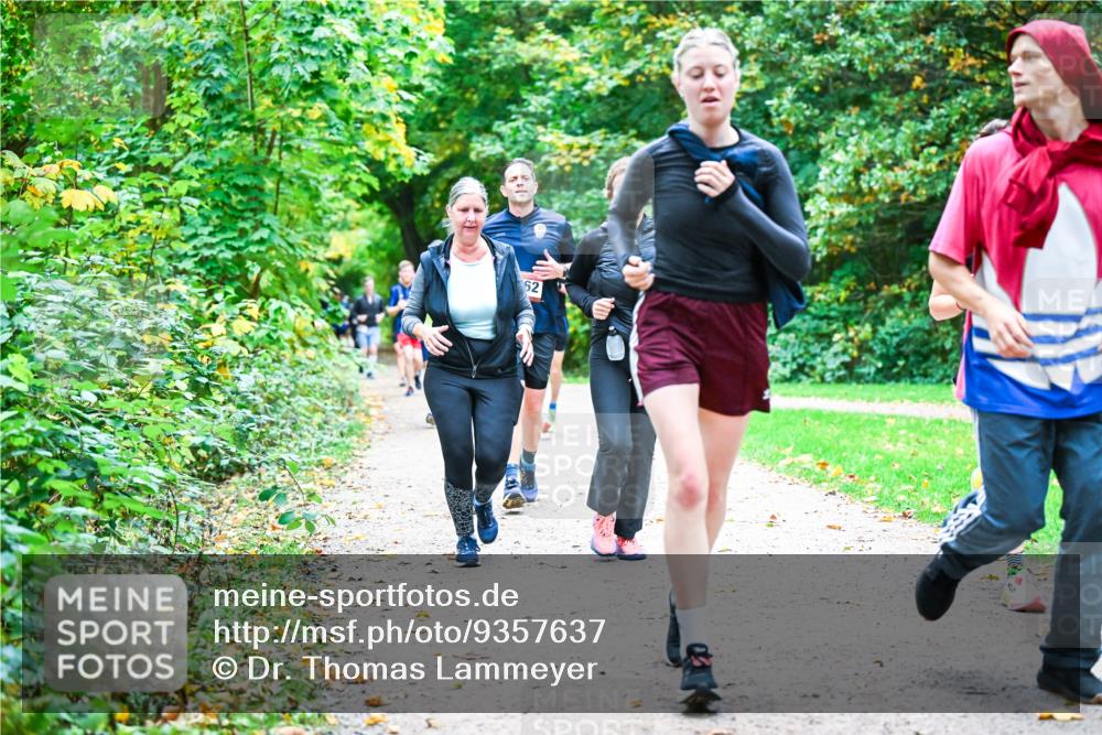 12.10.2025 - Bramfelder Halbmarathon 2025 Dr. Thomas Lammeyer http://msf.ph/oto/9357637 12.10.2025 11:01:37 Laufen 62 meine-sportfotos.de