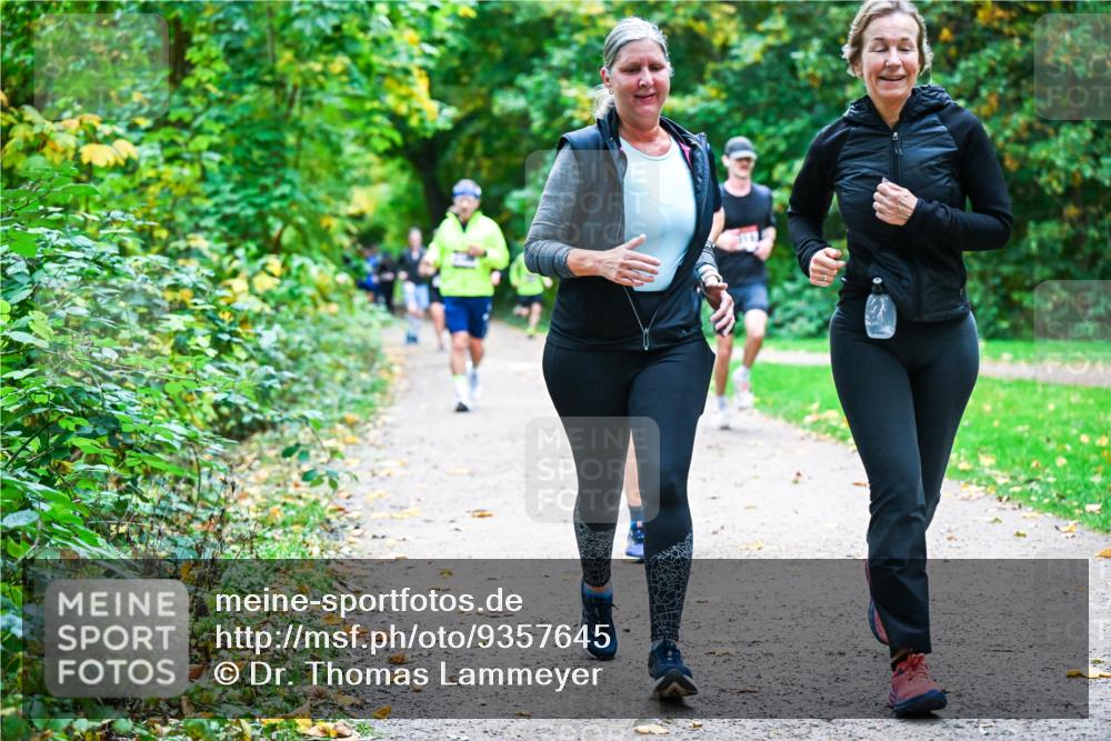 12.10.2025 - Bramfelder Halbmarathon 2025 Dr. Thomas Lammeyer http://msf.ph/oto/9357645 12.10.2025 11:01:39 Laufen  meine-sportfotos.de