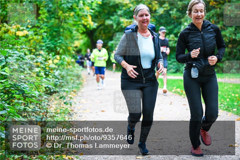 12.10.2025 - Bramfelder Halbmarathon 2025 Dr. Thomas Lammeyer http://msf.ph/oto/9357646 12.10.2025 11:01:39 Laufen  meine-sportfotos.de
