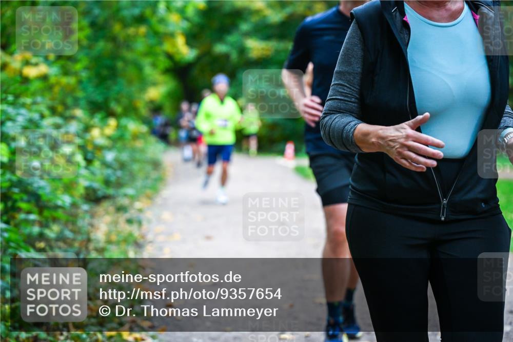 12.10.2025 - Bramfelder Halbmarathon 2025 Dr. Thomas Lammeyer http://msf.ph/oto/9357654 12.10.2025 11:01:40 Laufen  meine-sportfotos.de