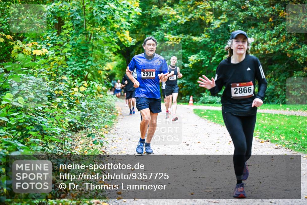 12.10.2025 - Bramfelder Halbmarathon 2025 Dr. Thomas Lammeyer http://msf.ph/oto/9357725 12.10.2025 11:01:54 Laufen 2501, 2621, 2866 meine-sportfotos.de