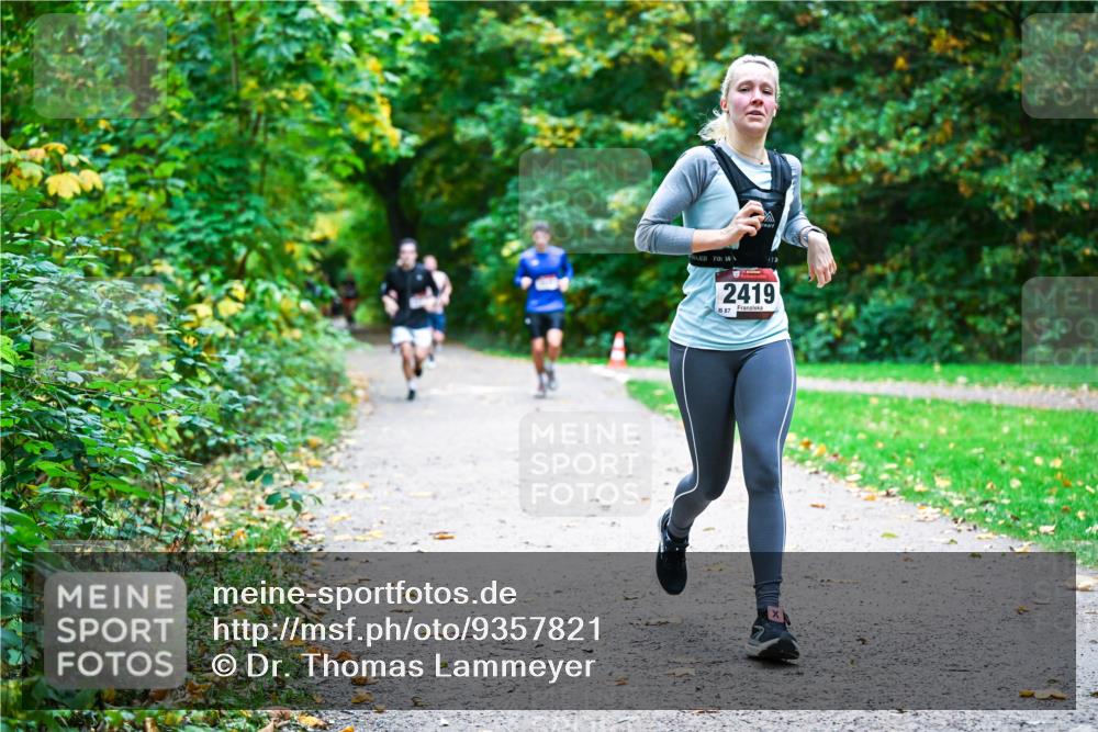 12.10.2025 - Bramfelder Halbmarathon 2025 Dr. Thomas Lammeyer http://msf.ph/oto/9357821 12.10.2025 11:02:15 Laufen 112, 2419, 87 meine-sportfotos.de