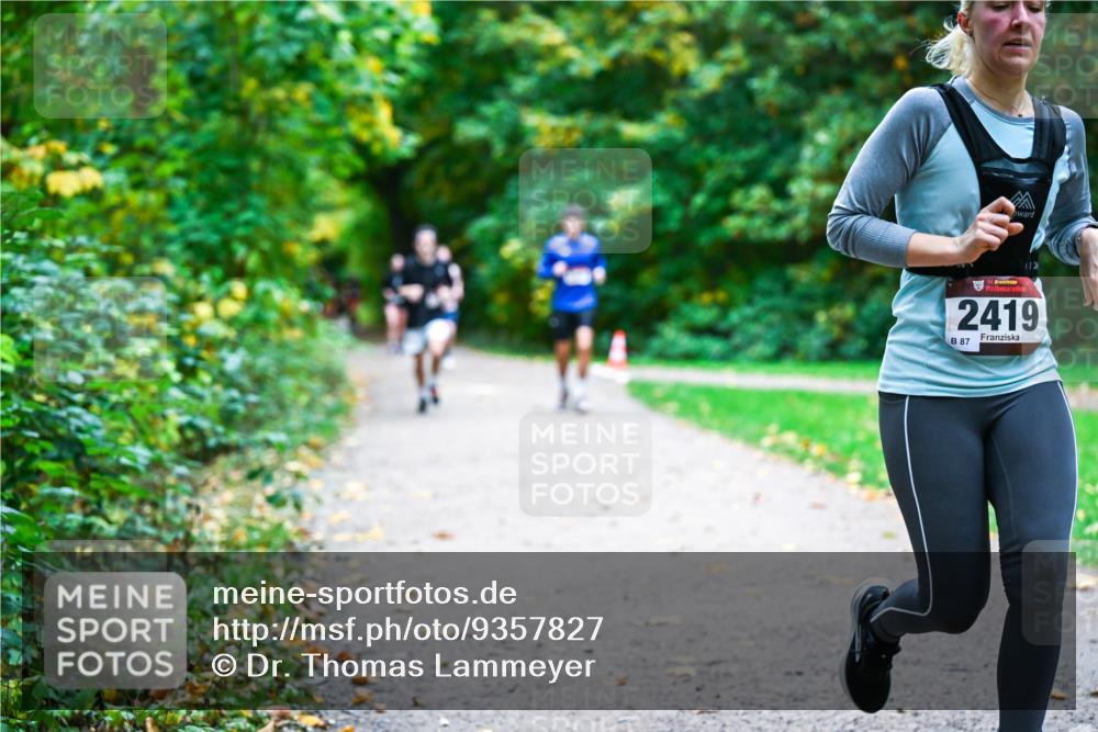 12.10.2025 - Bramfelder Halbmarathon 2025 Dr. Thomas Lammeyer http://msf.ph/oto/9357827 12.10.2025 11:02:16 Laufen 112, 2419, 87 meine-sportfotos.de