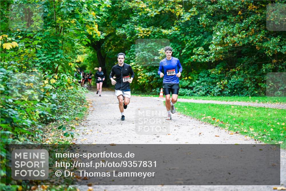 12.10.2025 - Bramfelder Halbmarathon 2025 Dr. Thomas Lammeyer http://msf.ph/oto/9357831 12.10.2025 11:02:17 Laufen 2753, 2845 meine-sportfotos.de