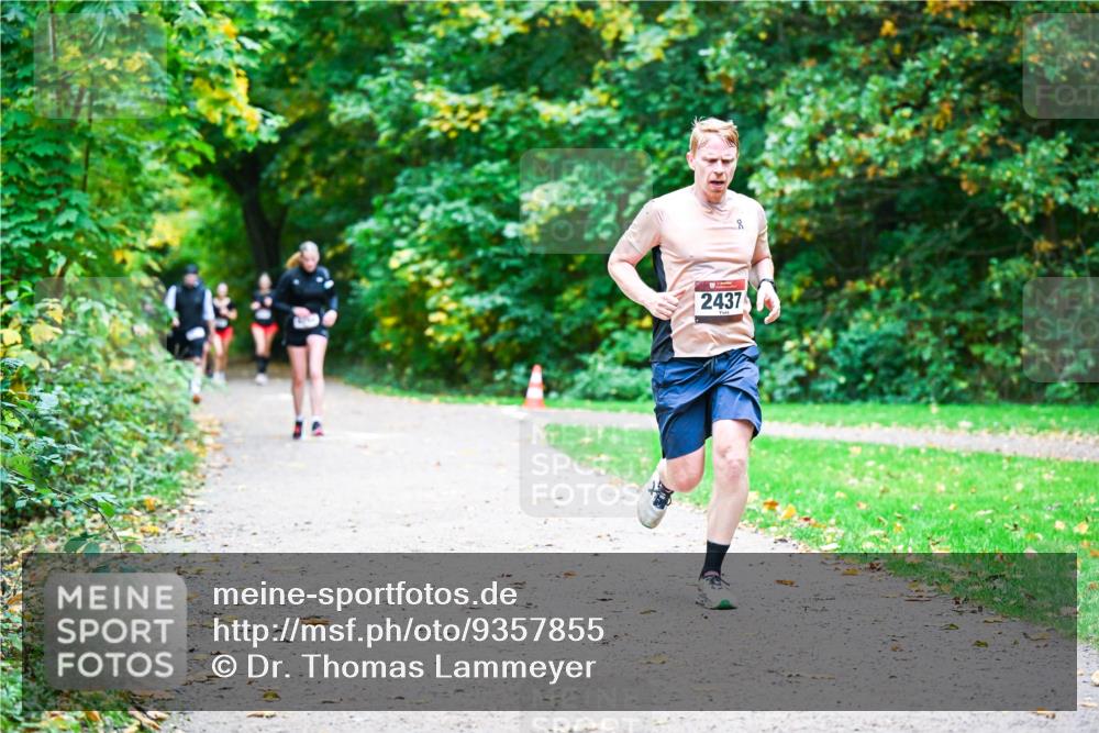12.10.2025 - Bramfelder Halbmarathon 2025 Dr. Thomas Lammeyer http://msf.ph/oto/9357855 12.10.2025 11:02:22 Laufen  meine-sportfotos.de