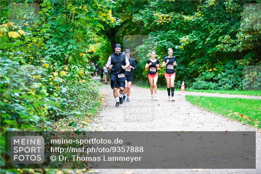 12.10.2025 - Bramfelder Halbmarathon 2025 Dr. Thomas Lammeyer http://msf.ph/oto/9357888 12.10.2025 11:02:30 Laufen  meine-sportfotos.de