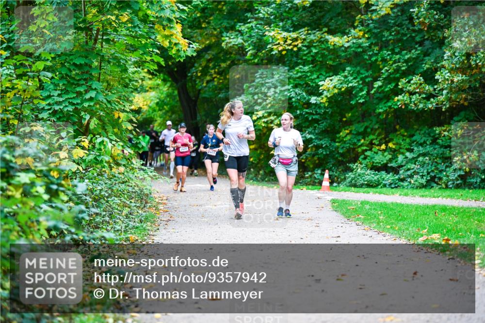 12.10.2025 - Bramfelder Halbmarathon 2025 Dr. Thomas Lammeyer http://msf.ph/oto/9357942 12.10.2025 11:02:43 Laufen 2601, 55 meine-sportfotos.de