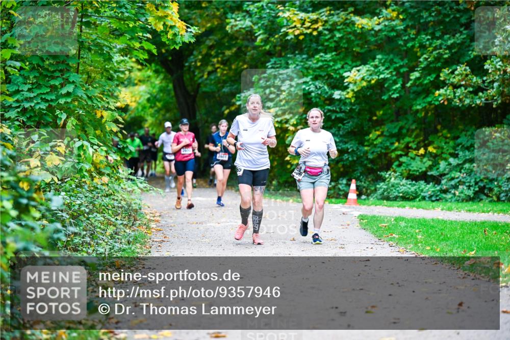 12.10.2025 - Bramfelder Halbmarathon 2025 Dr. Thomas Lammeyer http://msf.ph/oto/9357946 12.10.2025 11:02:43 Laufen 2601, 586 meine-sportfotos.de