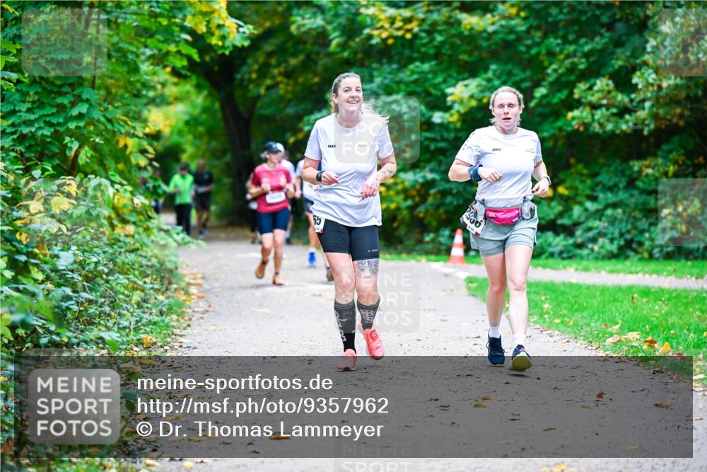 12.10.2025 - Bramfelder Halbmarathon 2025 Dr. Thomas Lammeyer http://msf.ph/oto/9357962 12.10.2025 11:02:46 Laufen 900 meine-sportfotos.de