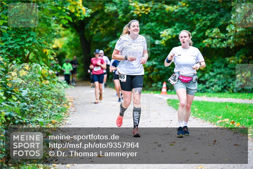12.10.2025 - Bramfelder Halbmarathon 2025 Dr. Thomas Lammeyer http://msf.ph/oto/9357964 12.10.2025 11:02:46 Laufen 965 meine-sportfotos.de