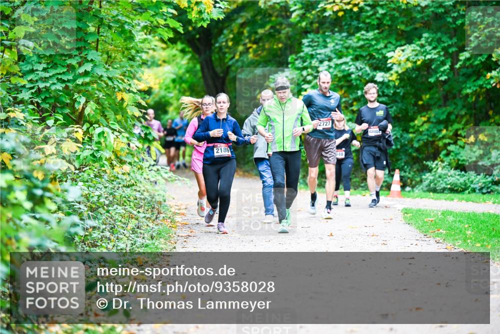 12.10.2025 - Bramfelder Halbmarathon 2025 Dr. Thomas Lammeyer http://msf.ph/oto/9358028 12.10.2025 11:02:57 Laufen 2189, 2727, 48 meine-sportfotos.de