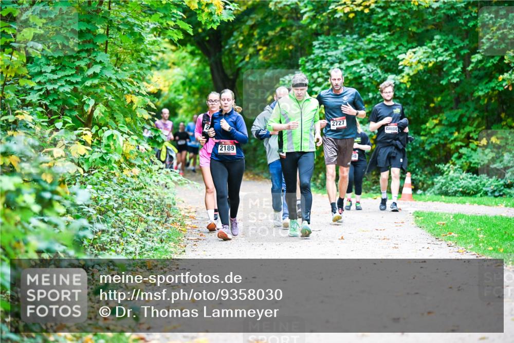 12.10.2025 - Bramfelder Halbmarathon 2025 Dr. Thomas Lammeyer http://msf.ph/oto/9358030 12.10.2025 11:02:58 Laufen 244, 2189, 2727, 48 meine-sportfotos.de