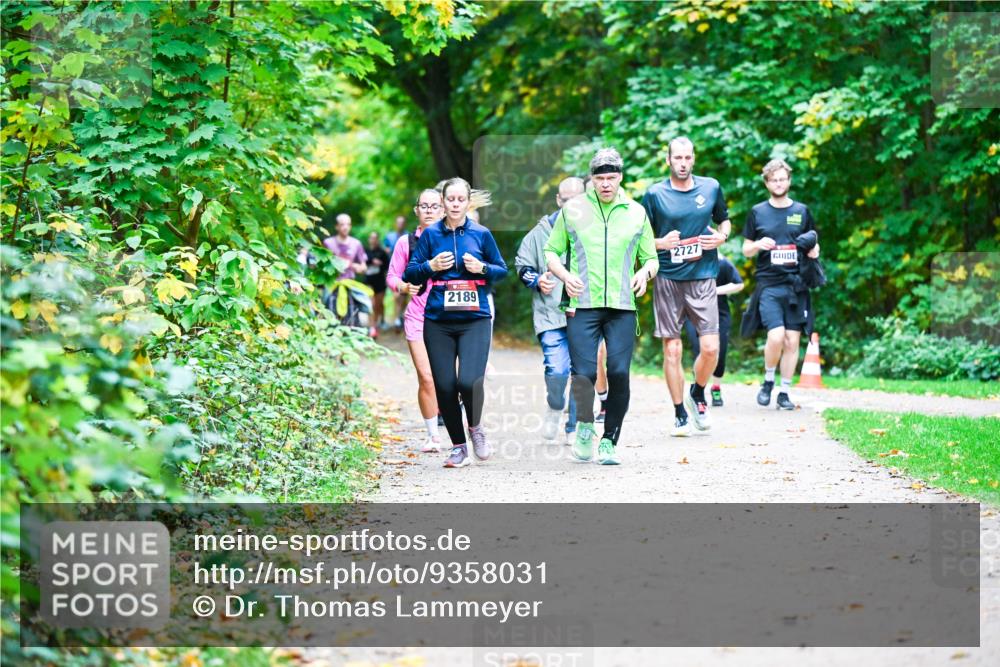 12.10.2025 - Bramfelder Halbmarathon 2025 Dr. Thomas Lammeyer http://msf.ph/oto/9358031 12.10.2025 11:02:58 Laufen 2189, 2727 meine-sportfotos.de