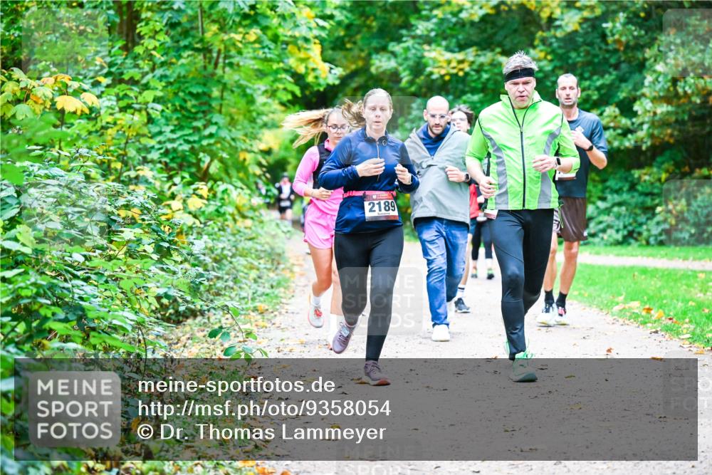 12.10.2025 - Bramfelder Halbmarathon 2025 Dr. Thomas Lammeyer http://msf.ph/oto/9358054 12.10.2025 11:03:02 Laufen 2189 meine-sportfotos.de