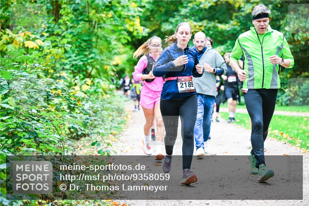 12.10.2025 - Bramfelder Halbmarathon 2025 Dr. Thomas Lammeyer http://msf.ph/oto/9358059 12.10.2025 11:03:02 Laufen 2189 meine-sportfotos.de