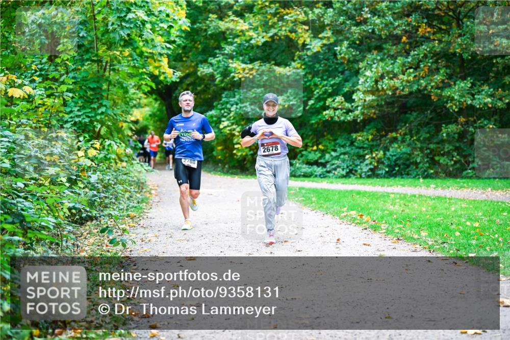 12.10.2025 - Bramfelder Halbmarathon 2025 Dr. Thomas Lammeyer http://msf.ph/oto/9358131 12.10.2025 11:03:17 Laufen 2708, 2678 meine-sportfotos.de