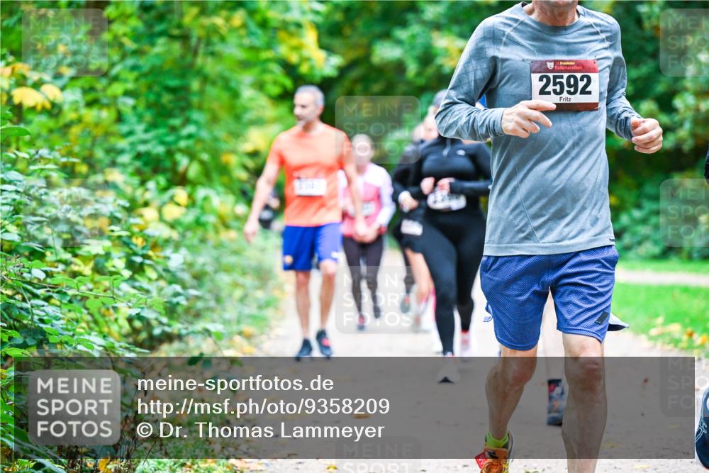 12.10.2025 - Bramfelder Halbmarathon 2025 Dr. Thomas Lammeyer http://msf.ph/oto/9358209 12.10.2025 11:03:35 Laufen 34, 2592 meine-sportfotos.de