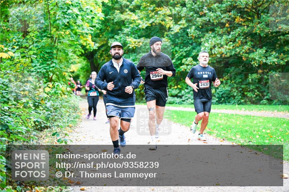 12.10.2025 - Bramfelder Halbmarathon 2025 Dr. Thomas Lammeyer http://msf.ph/oto/9358239 12.10.2025 11:03:43 Laufen 2949, 2432 meine-sportfotos.de