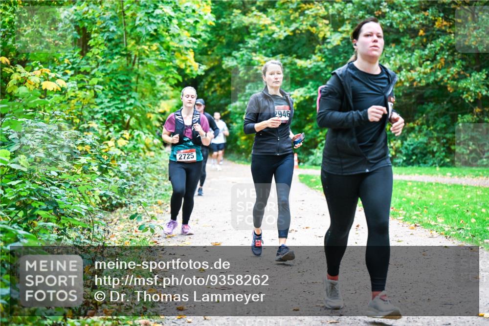 12.10.2025 - Bramfelder Halbmarathon 2025 Dr. Thomas Lammeyer http://msf.ph/oto/9358262 12.10.2025 11:03:47 Laufen 2725, 2946 meine-sportfotos.de