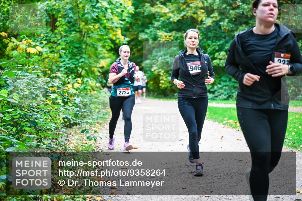 12.10.2025 - Bramfelder Halbmarathon 2025 Dr. Thomas Lammeyer http://msf.ph/oto/9358264 12.10.2025 11:03:47 Laufen 2725, 2946, 227 meine-sportfotos.de