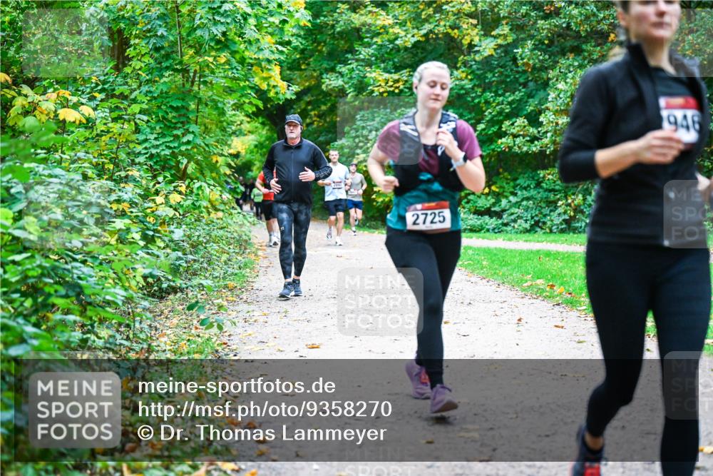 12.10.2025 - Bramfelder Halbmarathon 2025 Dr. Thomas Lammeyer http://msf.ph/oto/9358270 12.10.2025 11:03:48 Laufen 2725, 946 meine-sportfotos.de